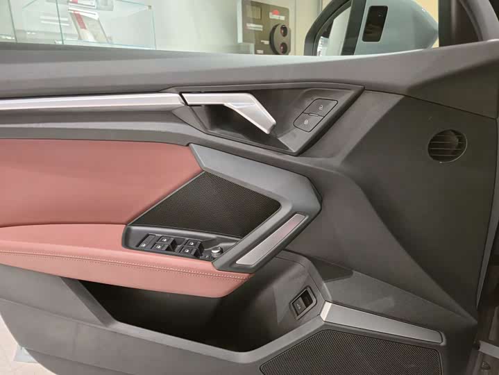 Фото 19 - Audi A3