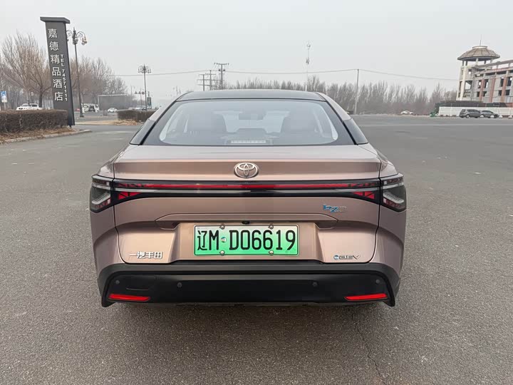 Фото 6 - Toyota bZ3