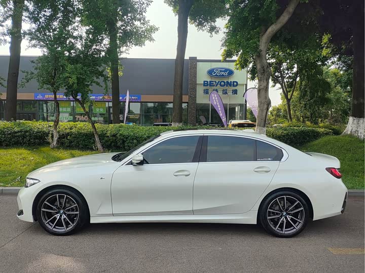 Фото 12 - BMW 3 Series