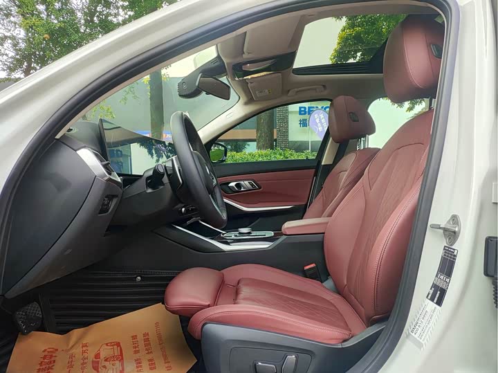 Фото 4 - BMW 3 Series