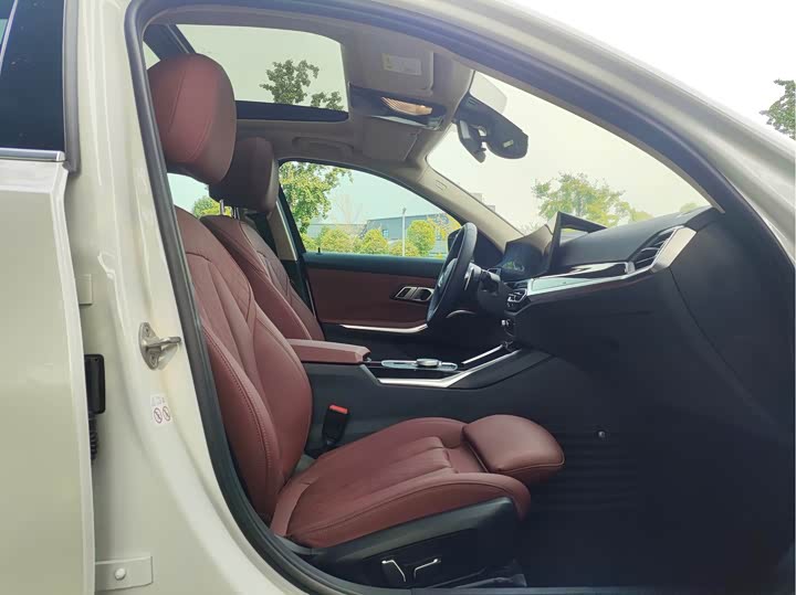 Фото 6 - BMW 3 Series