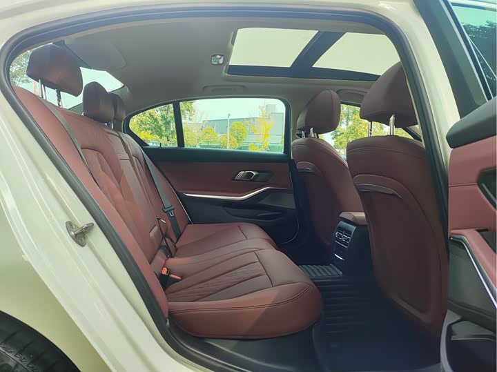 Фото 7 - BMW 3 Series