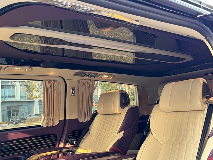 Фото 10 - Mercedes-Benz Vito