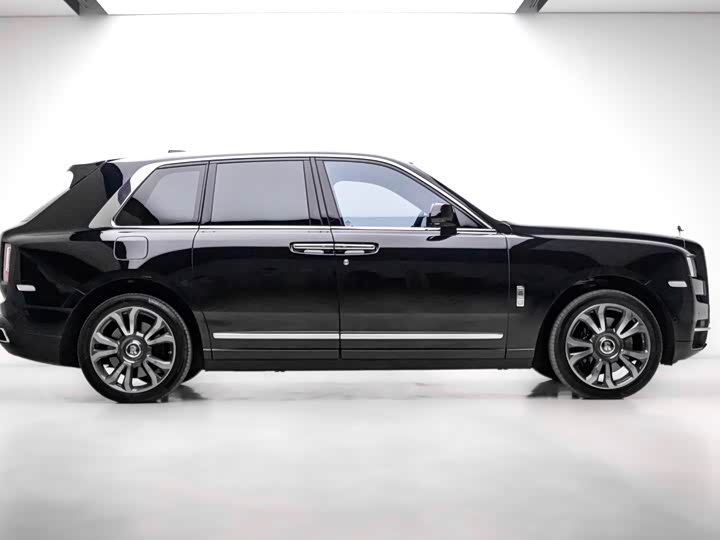 Фото 5 - Rolls-Royce Cullinan