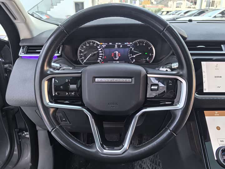 Фото 10 - Land Rover Range Rover Velar