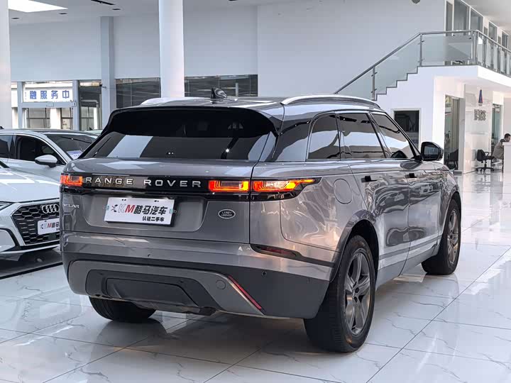 Фото 13 - Land Rover Range Rover Velar