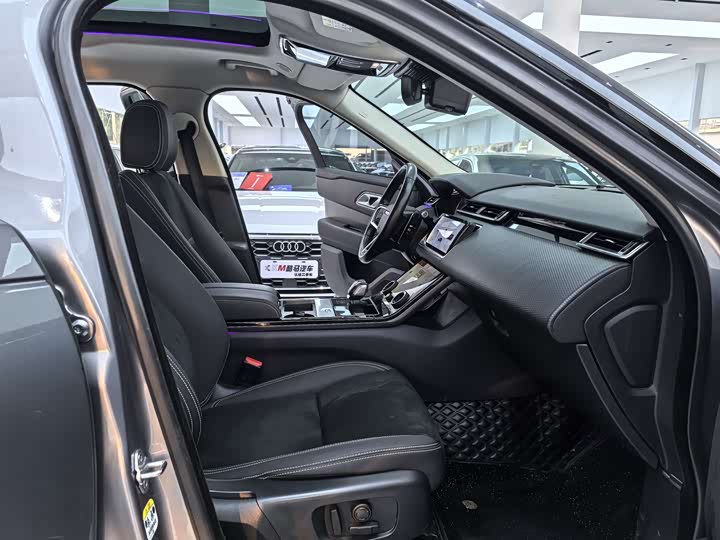 Фото 6 - Land Rover Range Rover Velar