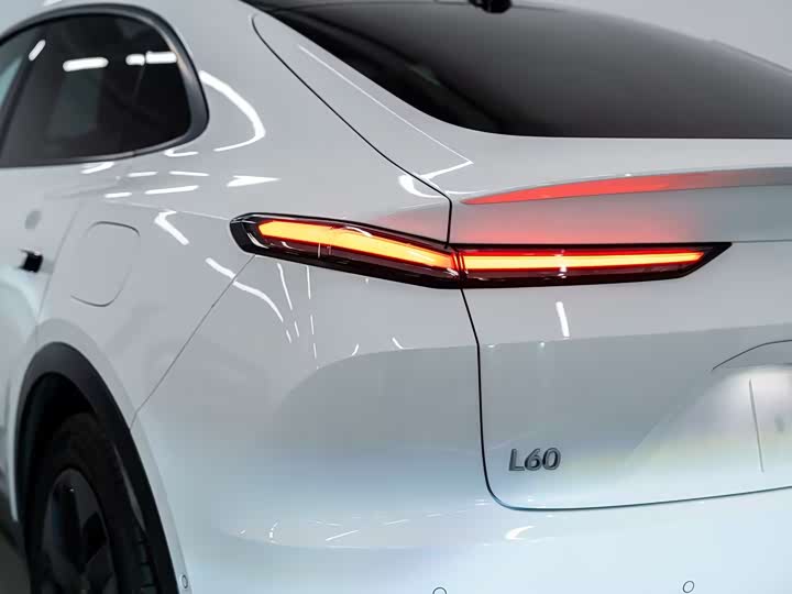 Фото 7 - Nio Onvo L60