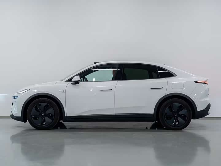 Фото 8 - Nio Onvo L60