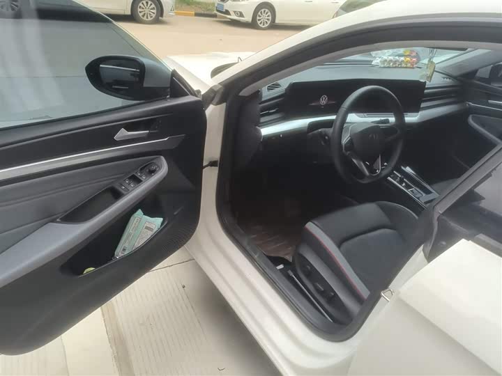 Фото 12 - Volkswagen Lamando L