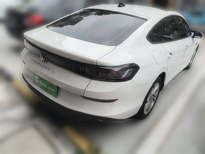 Фото 24 - Volkswagen Lamando L