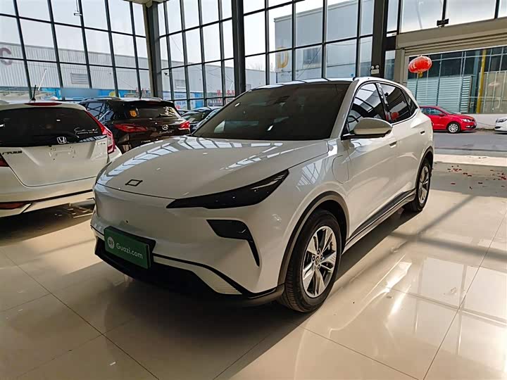 Фото 2 - Bestune 03