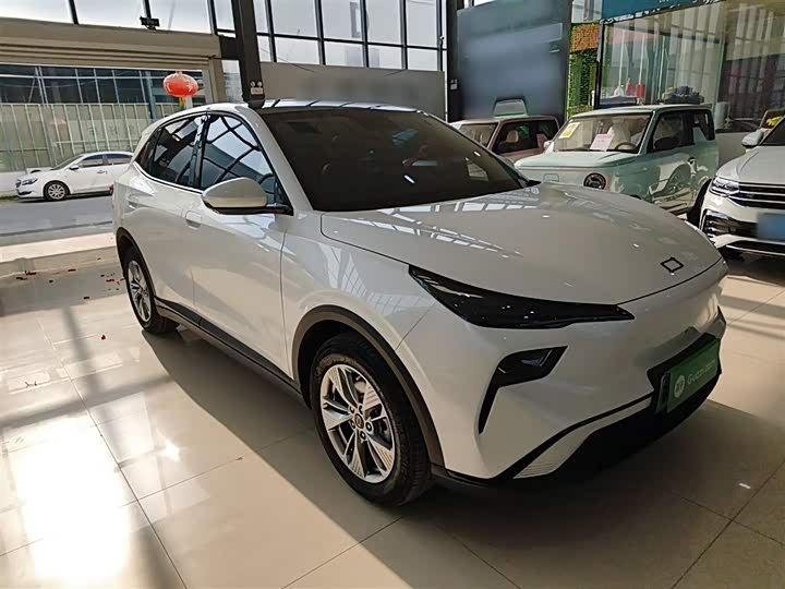 Фото 4 - Bestune 03