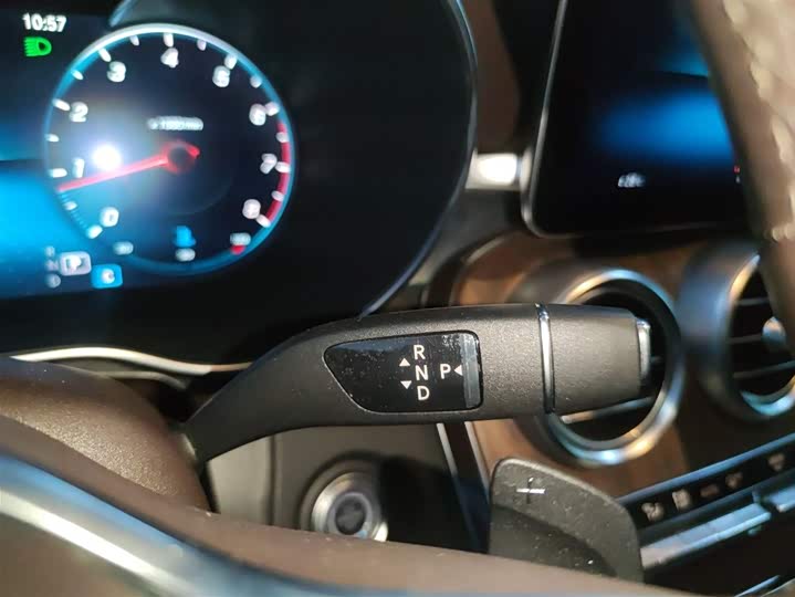 Фото 14 - Mercedes-Benz GLC-Class