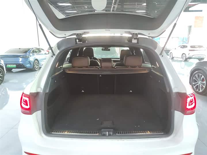 Фото 19 - Mercedes-Benz GLC-Class