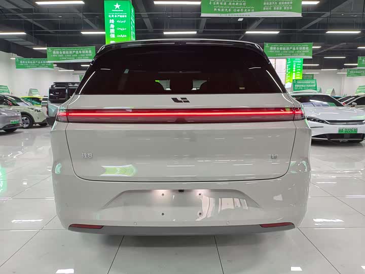 Фото 8 - LiXiang L6