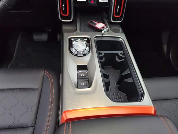 Фото 14 - Haval Dargo