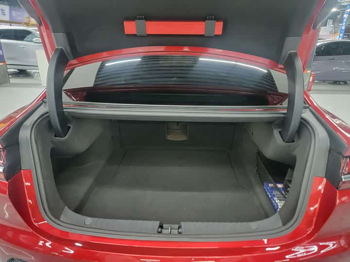 Фото 14 - BYD Han