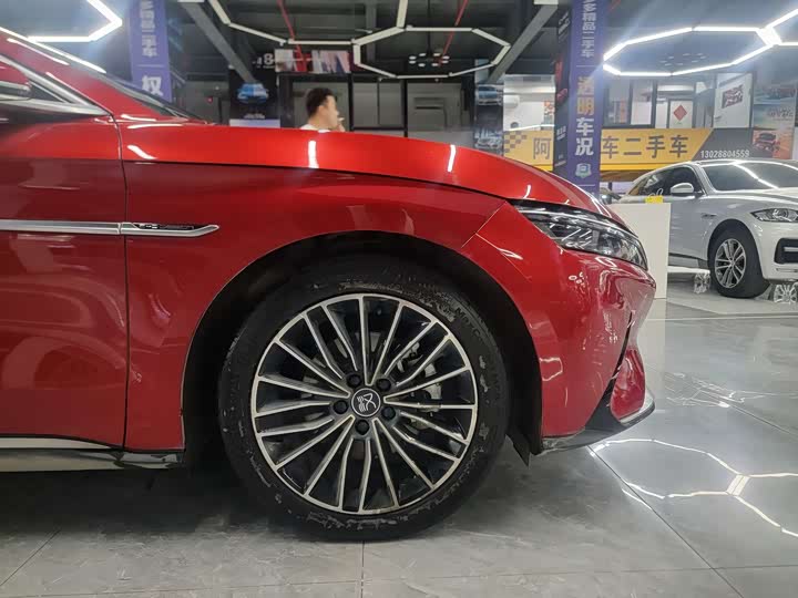 Фото 15 - BYD Han