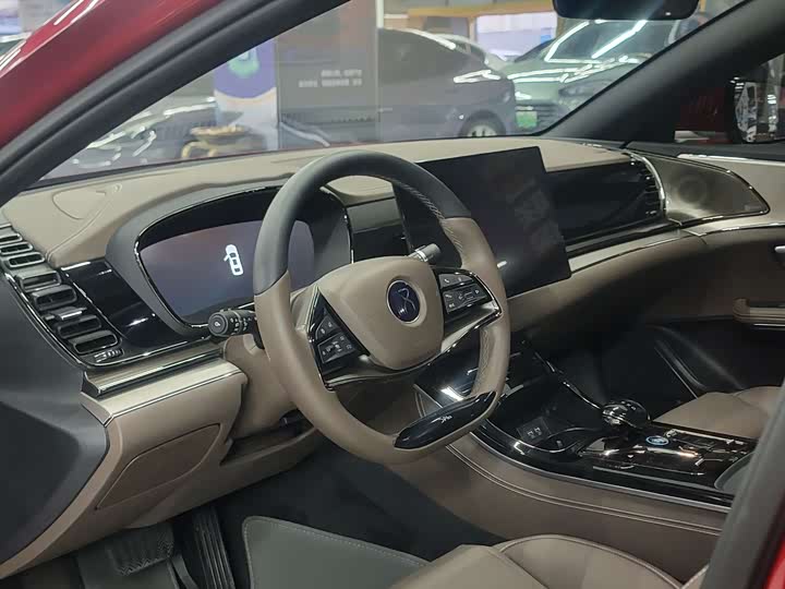 Фото 7 - BYD Han