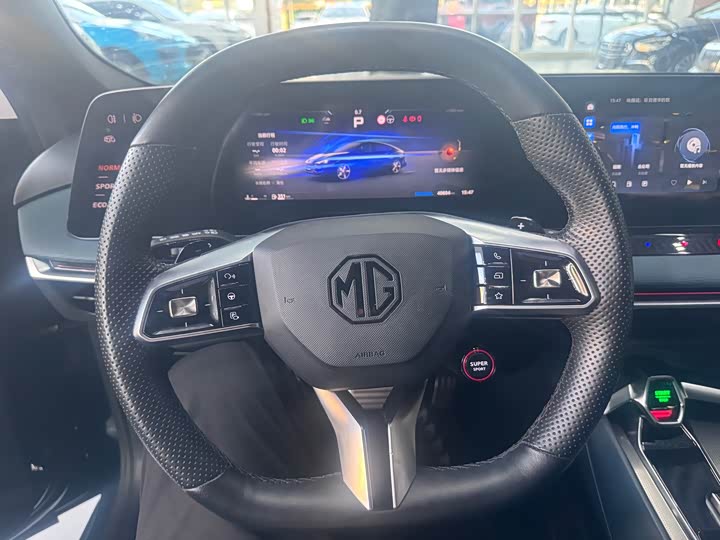 Фото 10 - MG Motor 7