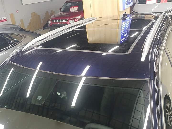 Фото 27 - Cadillac XT4