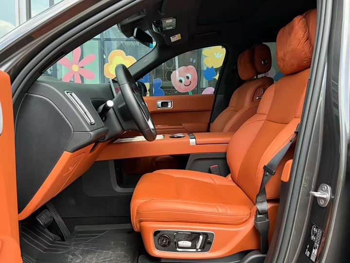 Фото 8 - LiXiang L8