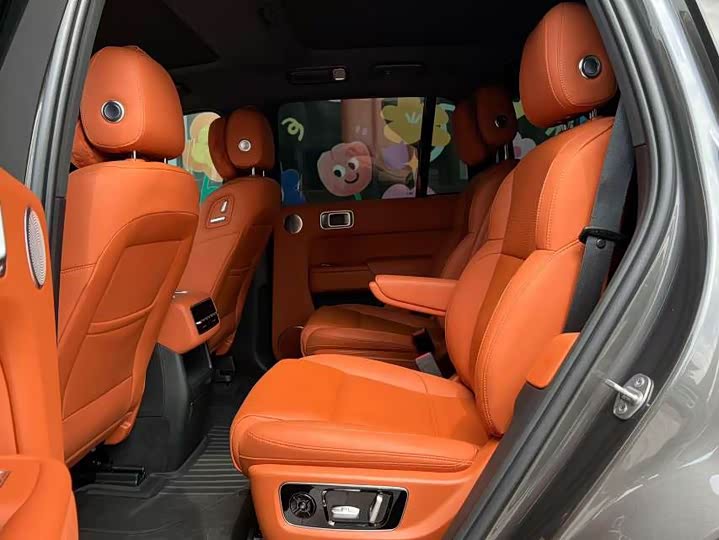 Фото 9 - LiXiang L8