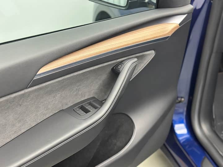 Фото 16 - Tesla Model Y