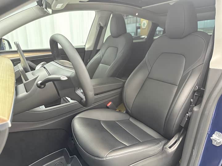 Фото 18 - Tesla Model Y