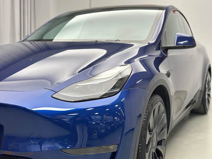 Фото 2 - Tesla Model Y