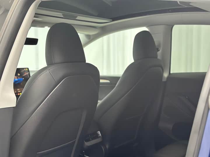 Фото 20 - Tesla Model Y