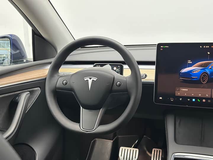 Фото 23 - Tesla Model Y