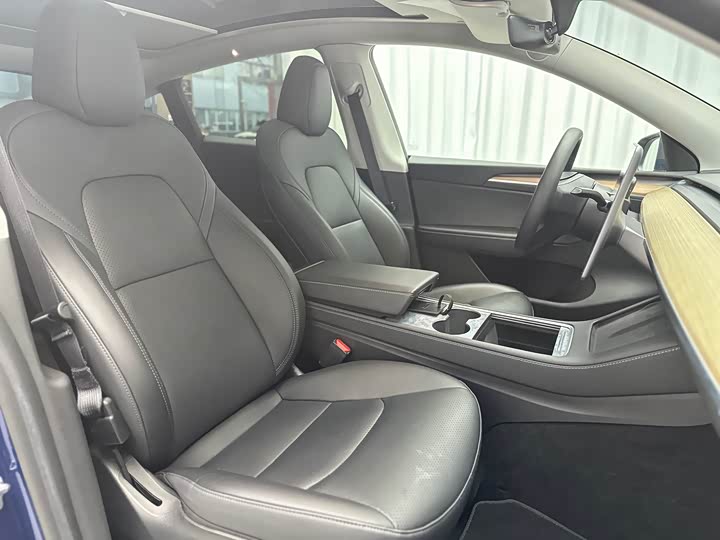 Фото 29 - Tesla Model Y