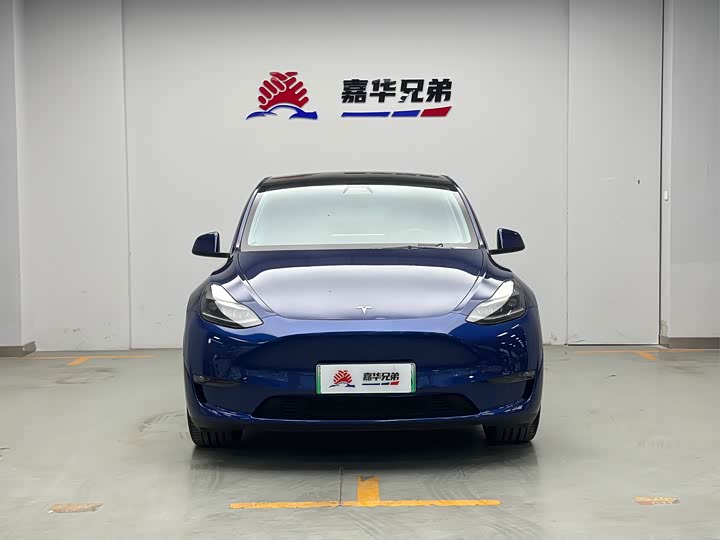 Фото 3 - Tesla Model Y