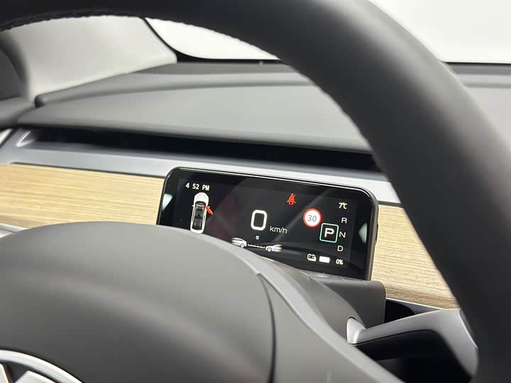 Фото 33 - Tesla Model Y