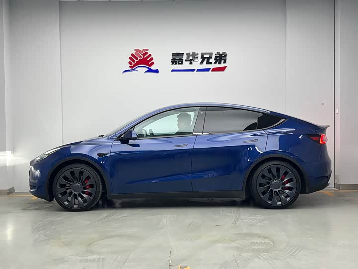 Фото 7 - Tesla Model Y