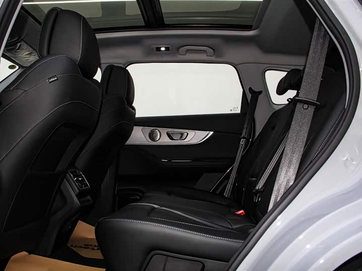 Фото 16 - Chery Tiggo 8 Pro Hybrid