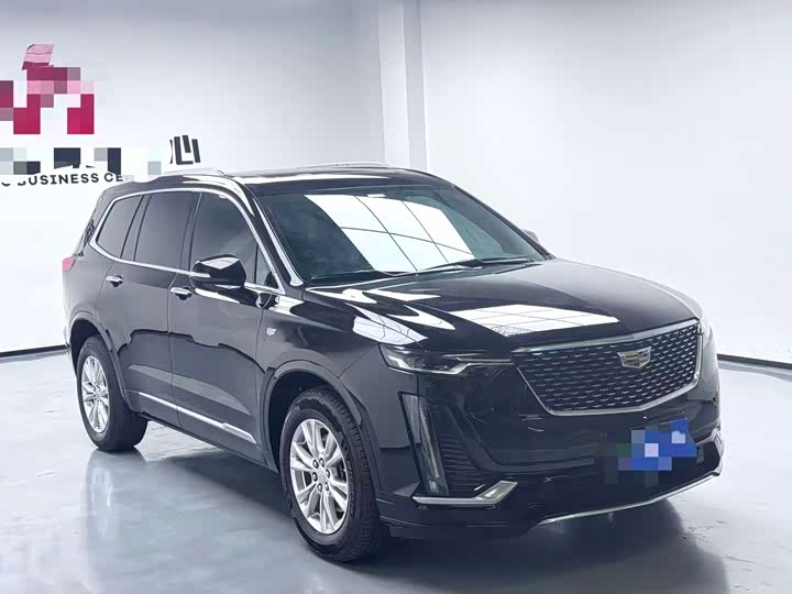 Фото 3 - Cadillac XT6