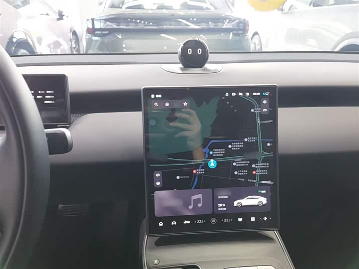 Фото 10 - Nio ET5