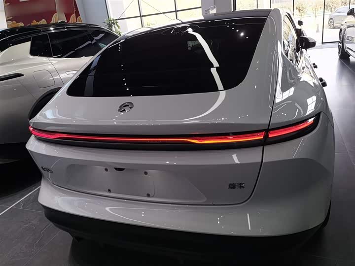 Фото 6 - Nio ET5