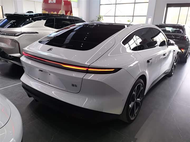 Фото 7 - Nio ET5