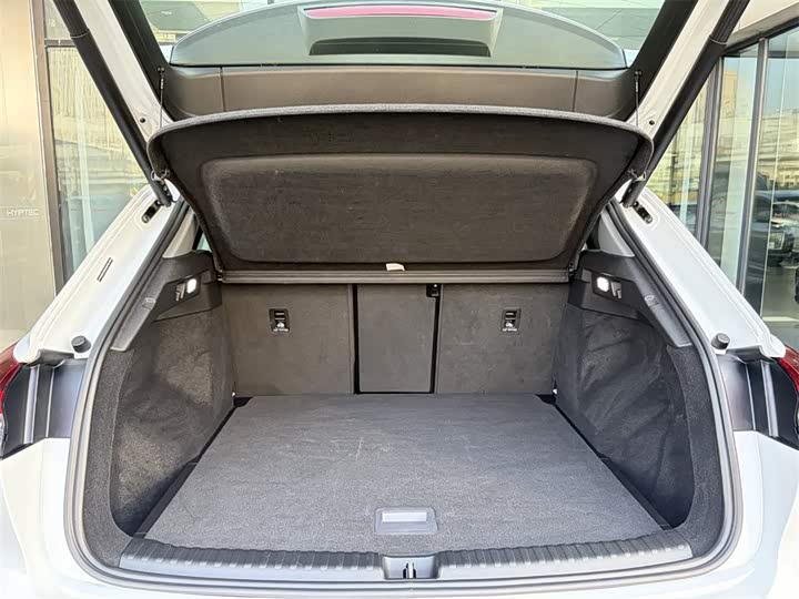 Фото 9 - Audi Q4 e-tron