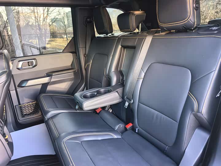 Фото 10 - Ford Bronco