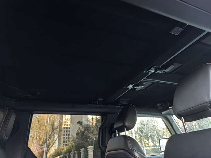 Фото 12 - Ford Bronco