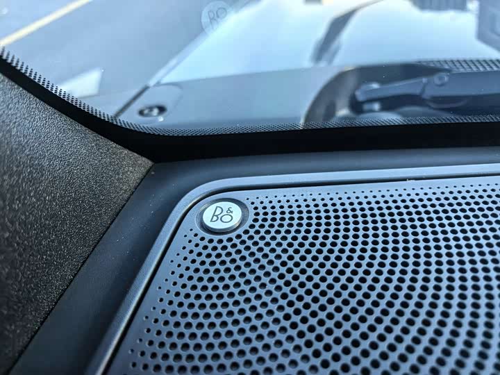 Фото 17 - Ford Bronco