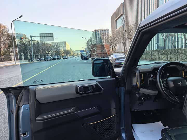 Фото 9 - Ford Bronco