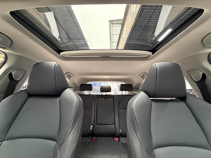 Фото 22 - Toyota Venza