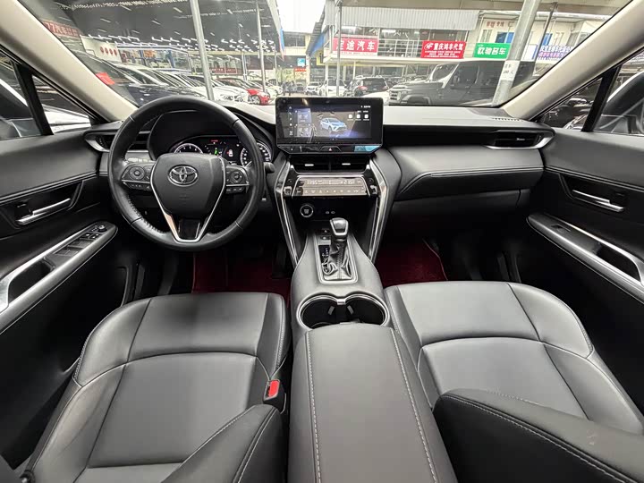 Фото 23 - Toyota Venza