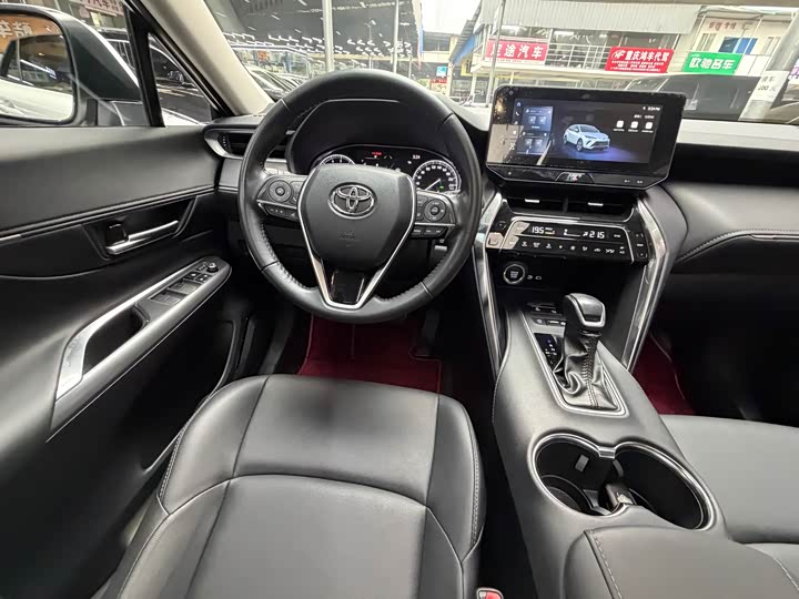 Фото 24 - Toyota Venza